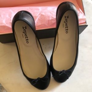Repetto black leather ballets flats